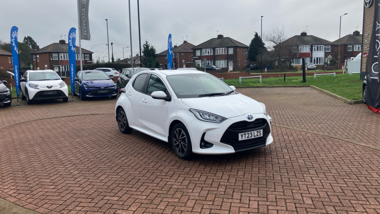 Toyota Yaris 1.5 Hybrid Design 5dr CVT Hybrid Hatchback